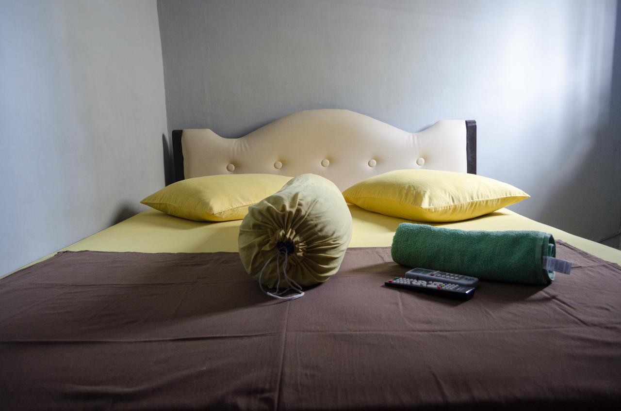 Pondok Wisata Angel Guest House メダン エクステリア 写真