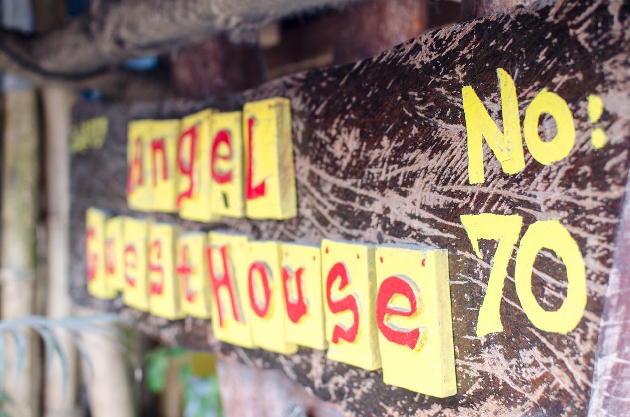 Pondok Wisata Angel Guest House メダン エクステリア 写真